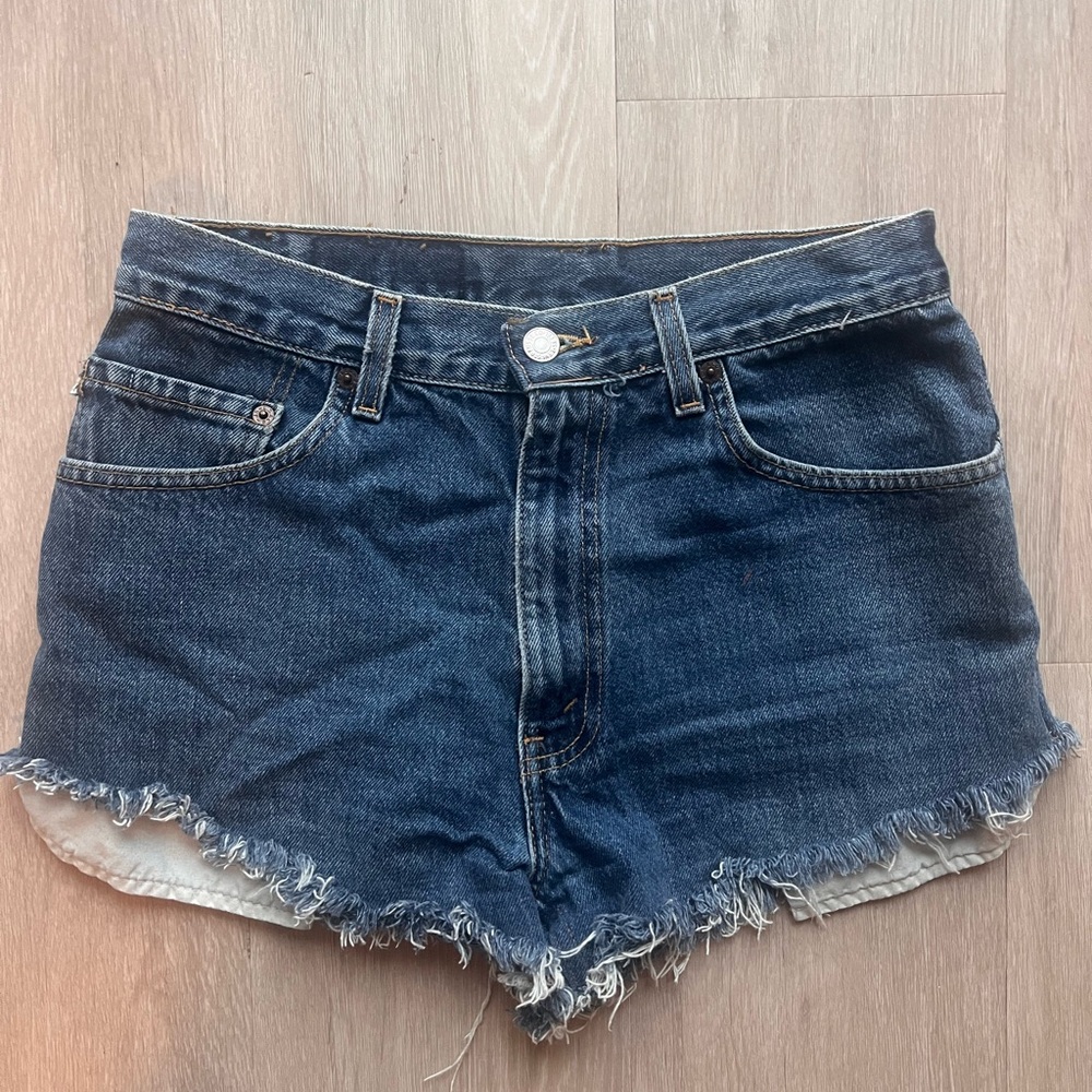 URBAN RENEWAL / LEVIS Denim Frayed Hem Women's Shorts